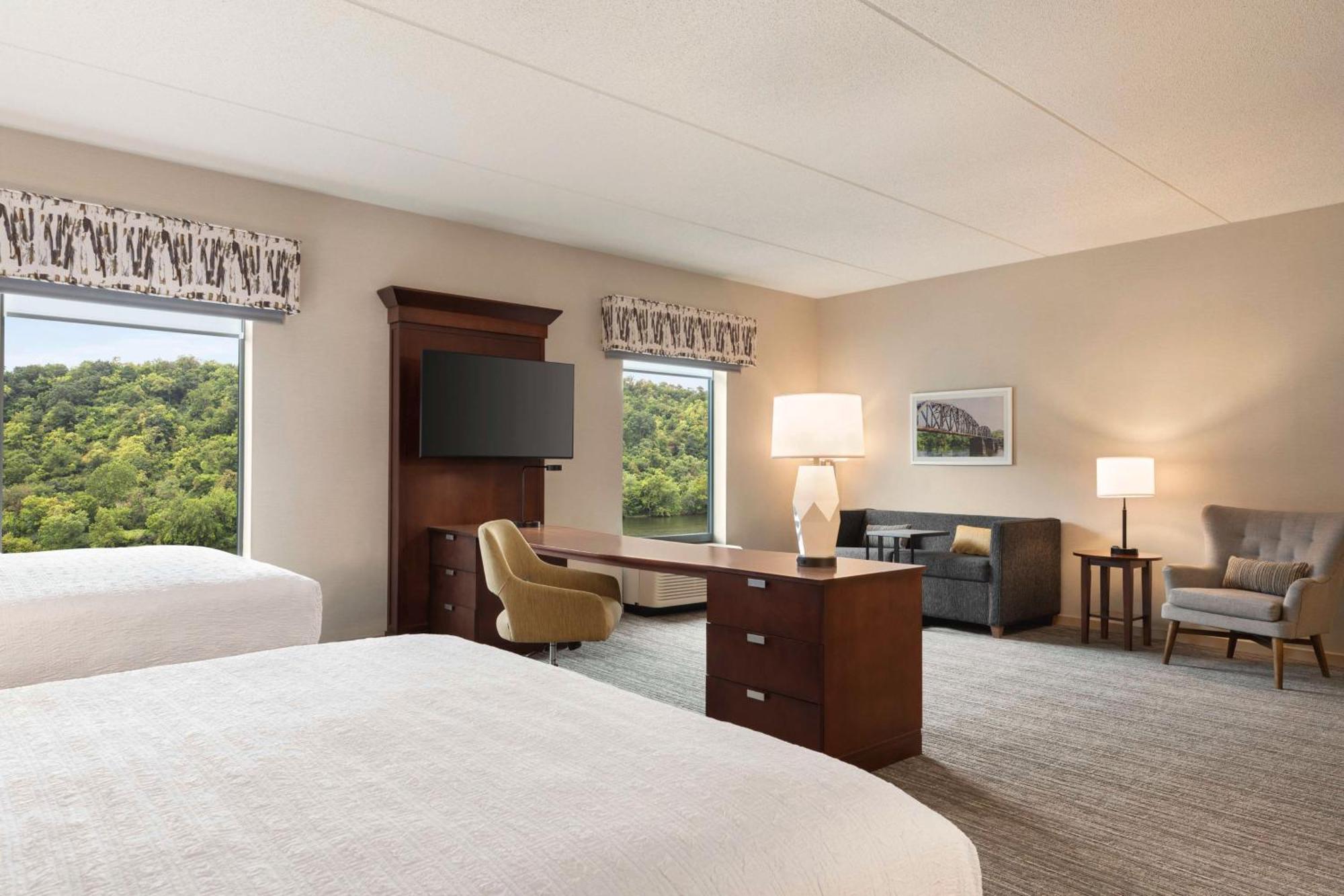 Hampton Inn & Suites Pittsburgh Waterfront West Homestead Exterior photo