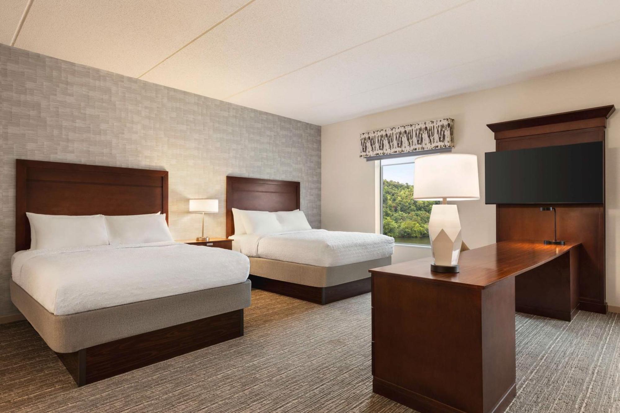 Hampton Inn & Suites Pittsburgh Waterfront West Homestead Exterior photo